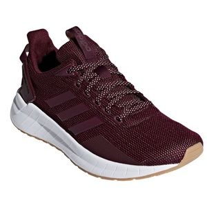 Adidas Women’s Cloudfoam athletic shoes
